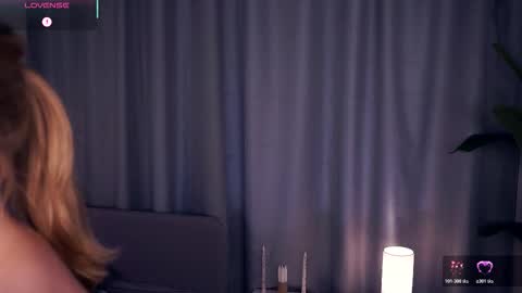 Snapshot of constanceglascov chatting on October 20, 7:13 am Hello im Sofia Welcme to my room .More hugs and kiss for you online show from October 20, 7:13 am
