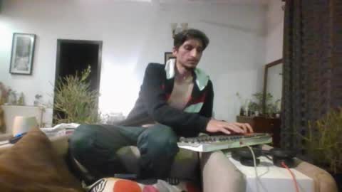 Cool2Buddies online show from March 18, 1:33 am