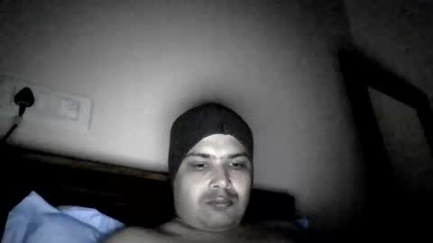 Snapshot of cool_breeze09 chatting on October 26, 4:39 pm Cool Breeze09 online show from October 26, 4:39 pm