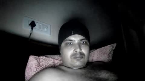 Snapshot of cool_breeze09 chatting on February 26, 6:37 pm Cool Breeze09 online show from February 26, 6:37 pm