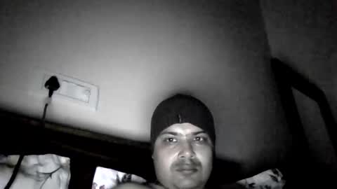 Snapshot of cool_breeze09 chatting on October 31, 11:49 pm Cool Breeze09 online show from October 31, 11:49 pm