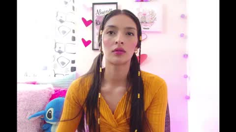 Snapshot of coral_davis chatting on February 12, 7:56 pm Coral online show from February 12, 7:56 pm
