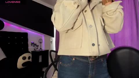 Coral  online show from April 20, 1:47 pm