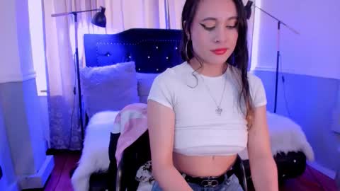 Snapshot of coral_gibson chatting on October 17, 2:32 pm Coral online show from October 17, 2:32 pm