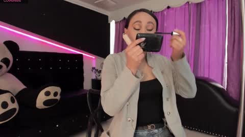 Coral  online show from February 4, 12:42 pm