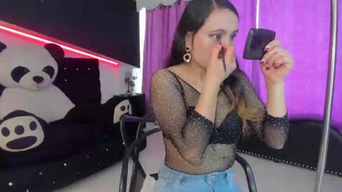 Snapshot of coral_gibson chatting on September 17, 1:47 pm Coral online show from September 17, 1:47 pm