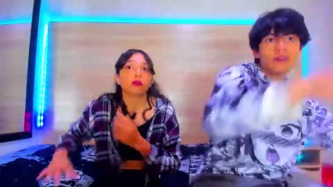 coralive_adoniscm101 online show from February 20, 3:39 am