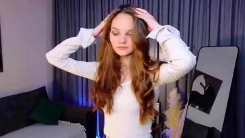 Lia online show from November 8, 4:21 pm