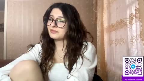 Elisheva online show from April 21, 12:45 pm