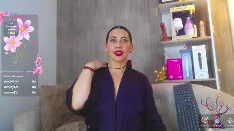 cortney tayler online show from November 28, 8:05 pm