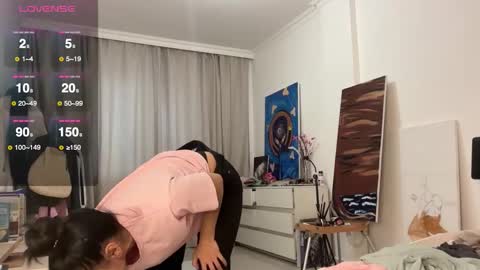 Lina online show from February 7, 11:46 am