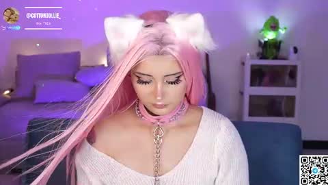Dollie  online show from July 7, 1:40 am