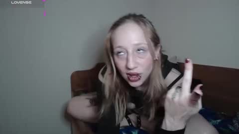 cottonmoufqueen online show from February 18, 5:29 am