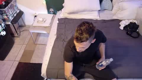 Corey online show from October 26, 7:02 pm