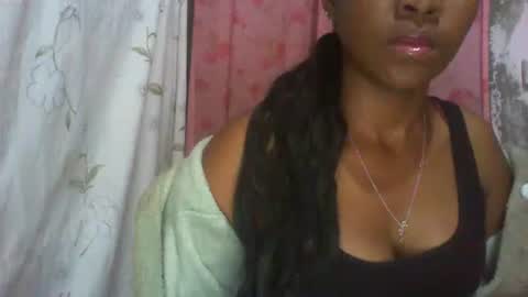 Snapshot of couleur_vanille chatting on September 14, 2:36 am couleur_vanille online show from September 14, 2:36 am
