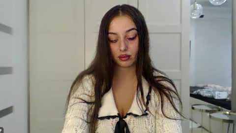 Courtney online show from October 22, 2:30 pm