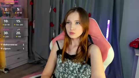 Mia online show from July 17, 10:06 am