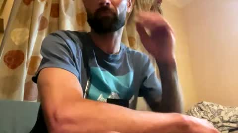 cozzyfella31 online show from July 12, 9:40 pm