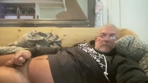 Snapshot of crapaud75018 chatting on October 13, 7:32 am crapaud75018 online show from October 13, 7:32 am