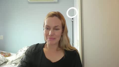 Anny online show from March 11, 10:51 am