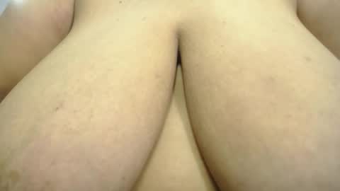 diosalinda online show from February 10, 8:12 pm