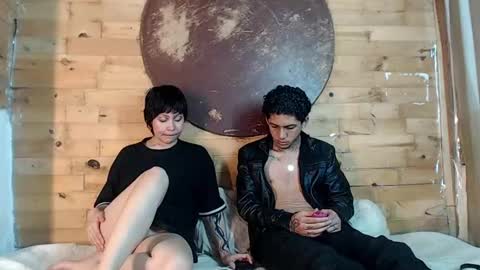  CAMILA Y SEBASTIAN online show from January 15, 1:12 am