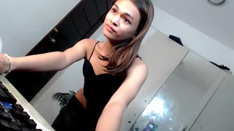 Delilah online show from November 11, 4:53 pm