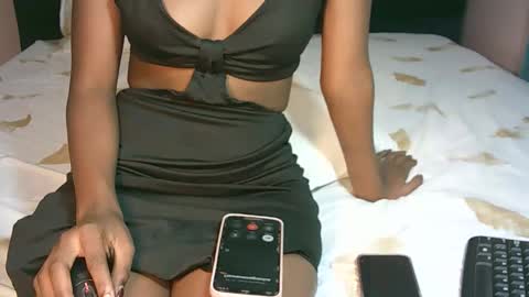 creamybabes0 online show from February 25, 11:25 am