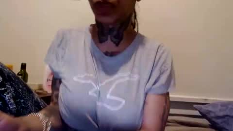 CreamyExotica online show from January 27, 2:10 am