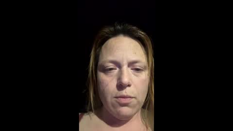 creamykellz online show from December 16, 1:24 am