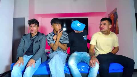 crismens online show from September 12, 6:10 pm