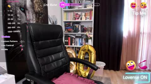 Twitter Christinne p online show from March 25, 10:00 am