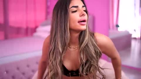 Crissy online show from March 25, 10:33 am