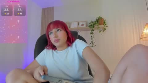 cristalfoxy_ online show from January 17, 7:55 pm