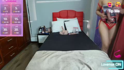 CRISTAL MILF online show from February 6, 8:02 pm