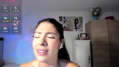 cristal online show from November 8, 1:36 pm