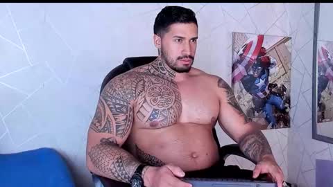Snapshot of cristian_walker chatting on September 29, 12:04 pm cristian walker online show from September 29, 12:04 pm