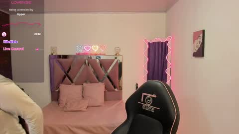 cristy_tay online show from April 28, 11:58 am