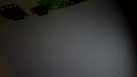 Critter2999LuvsFeet online show from December 15, 11:50 am