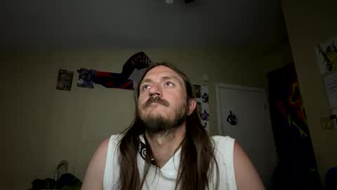 Critter2999LuvsFeet online show from May 10, 7:15 am