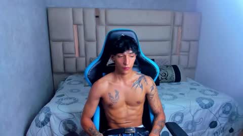 Croy online show from February 28, 1:20 am