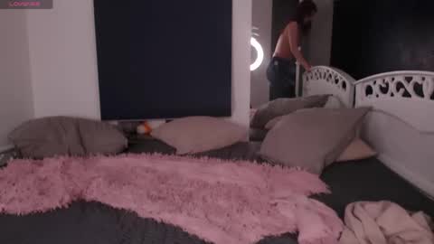 Kitty online show from May 2, 8:47 pm