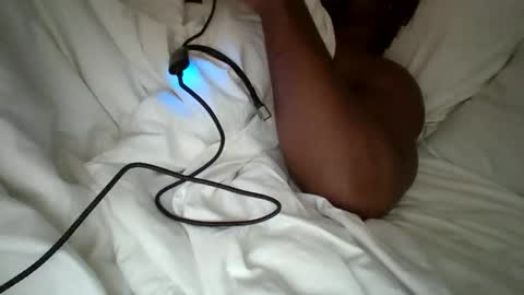 cruelworldxxx online show from December 14, 11:22 pm