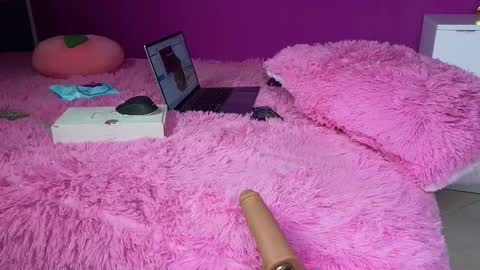 crystal_rouge online show from September 22, 6:34 pm