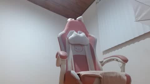 Crystal Blaze online show from December 21, 9:38 am