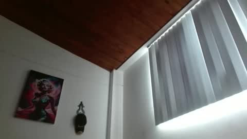 Crystal Blaze online show from April 13, 5:06 pm