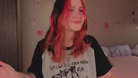 Grace online show from September 22, 8:02 pm