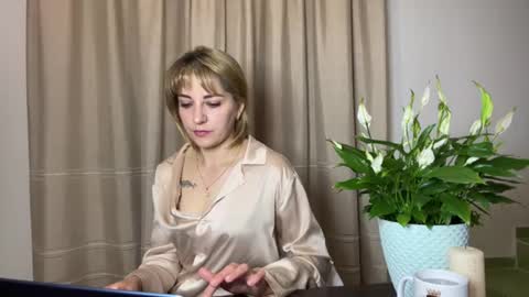 Mary online show from June 20, 8:48 pm