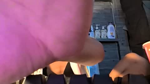 Lauren online show from November 30, 5:42 pm