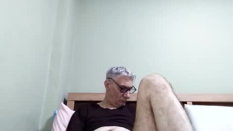 BIG UNCUT HARD COCK online show from December 18, 2:51 am